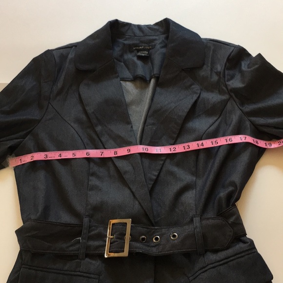 ROBERT LOUIS FITTED DENIM BLAZER. - Picture 4 of 7